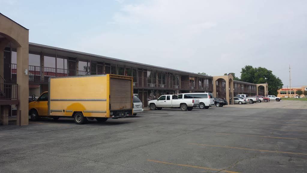 Sunbelt Lodge Motel Abbeville Esterno foto